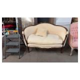 ANTIQUE FRENCH SETTEE