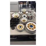 STYLE HOUSE STONEWARE DISHES W/ CUPS, CREAMER &