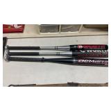 3 METAL BATS