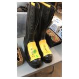 NEW LACROSSE SIZE 12 BOOTS