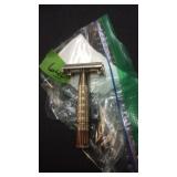 OLD VINTAGE SAFETY 1959 GILLETTE RAZOR