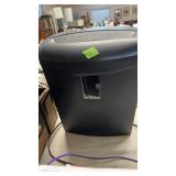 PAPER SHREDDER