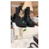 LACROSSE OVER SHOES SIZE 13 W/ ICE GRIP SOLES