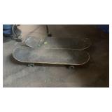 2 SKATEBOARDS