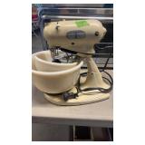VINTAGE HAMILTON BEACH  MIXER