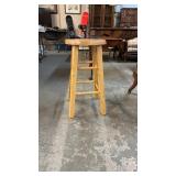 SMALL WOODEEN STOOL