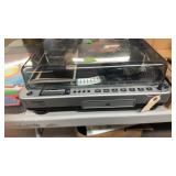 ION LP2 CD PLAYER & TURN TABLE W/ MANUAL & CORD
