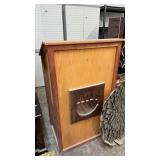 WOOD PAWS UP LECTURE STAND