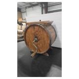 WOOD TABLE TOP CRANK BUTTER CHURN