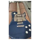 KEITH URBAN ELECTRIC GUITAR W/ CASE AND 5W AMP