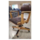 ANTIQUE ROLL AROUND OFFICE CHAIR