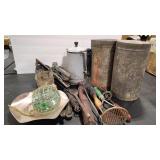 VTG TOY TINS AND KITCHEN ASSORTMENT