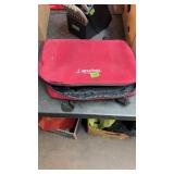 ANCHOR HOCKING CASSAROLE DISH W/ LID & CARRY CASE