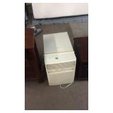 10,000 BTU AIR CONDITIONER