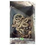 TOTE OF ROPE FENCE STRETCHERS