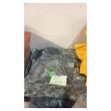 2 PR OF 34 REG CAMO PANTS