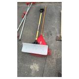 SNOW SHOVEL & GRASS RAKE