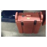 CAMBORO INSULATED CATERING HOT FOOD CASE
