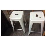 2 VINTAGE METAL STOOLS