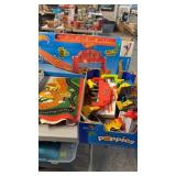 BX W/ KIDS TOYS & HOT WHEELS TRACK