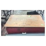 PIPE THREADER IN WOOD RED BX