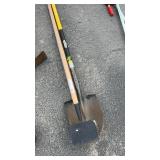 SHOVEL & SCRAPER