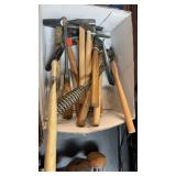CHIPPING HAMMERS, UPHOLSTERY HAMMERS & STANLEY