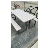 LIFETIME FOLDING PICNIC TABLE