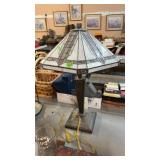 STAINED GLASS LAMP