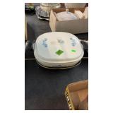 VINTAGE CORNING WARE SERVING DISH