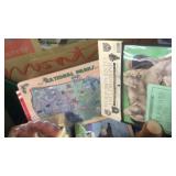 BX W/ KIDS WOOD PUZZLES, DINOSAUR BOOK & HAND