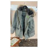 MILITARY COLD WEATHER FLIGHT JACKET  SIZE ?