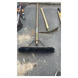 SHOP BROOM