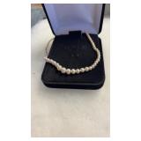 FAUX PEARL NECKLACE