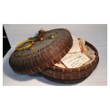 VTG SUNDRIES & SEWING BASKET