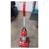DIRT DEVIL QUICK PATH VACUUM