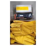 3 LED FLASHLIGHTS AND 2 PAIRS LEATHER GLOVES