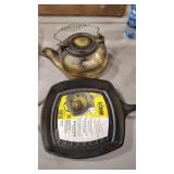 CAST IRON TEA KETTLE AND LODGE 10.5' GRILL PAN