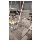 5 STEP ROLLING SAFETY LADDER
