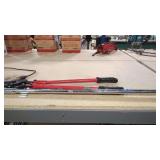 BREAKER BAR AND BOLT CUTTERS