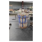 FROST KING ANTQ ICE CREAM CHURN