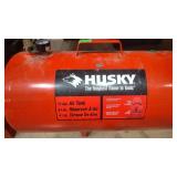 HUSKY 11 GALLON AIR TANK
