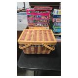 JIGSAW PUZZLE ASST  BASKET & PLUSH ANIMALS