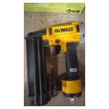 DEWALT 18 GA BRAD NAILER
