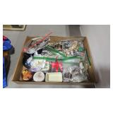 COSTUME JEWELRY ASSORTMENT