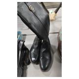 TOMMY HILIFIGER SZ 9.5 BOOTS