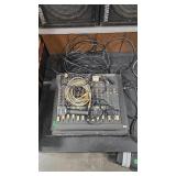 MACKIE 14CH LINE MIXER & POWER AMP