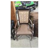 ACCENT CHAIR W/ CASTERS