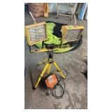 2 HALOGEN WORK LIGHTS