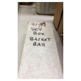 BX OF BASKETBALL CARDS